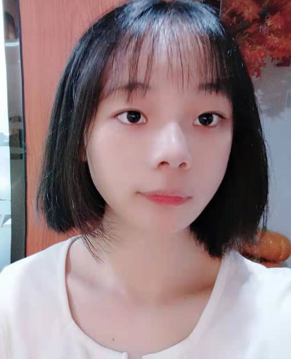 周妍